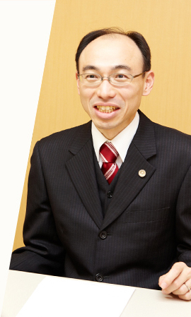 弁護士 奥村太郎